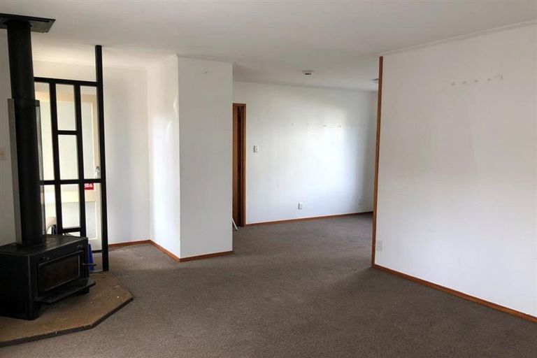 Photo of property in 2/1 Lyren Place, Half Moon Bay, Auckland, 2012