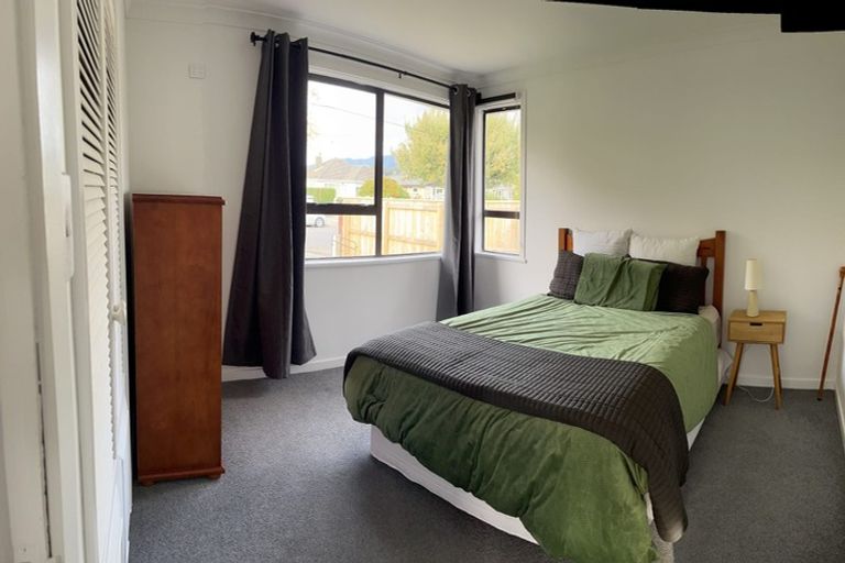 Photo of property in 30 Bristol Street, Trentham, Upper Hutt, 5018