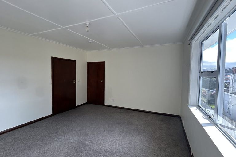 Photo of property in 2/72b Ira Street, Miramar, Wellington, 6022