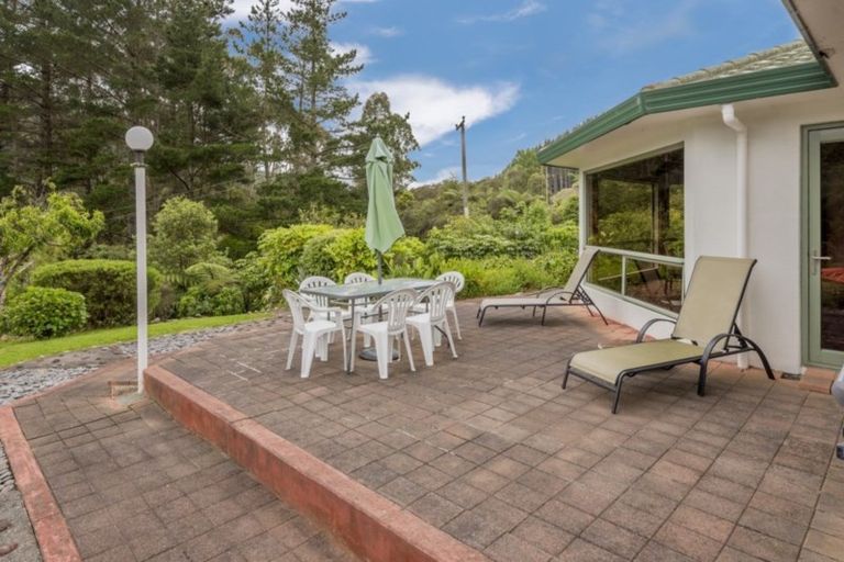 Photo of property in 14 Makahika Road, Levin, 5571