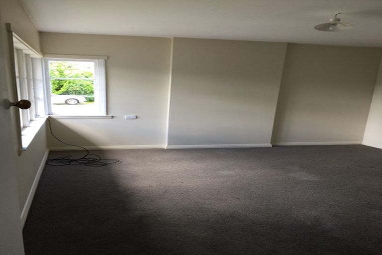 Photo of property in 11 Matipo Road, Mairangi Bay, Auckland, 0630