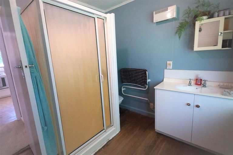 Photo of property in 12 Tekoa Street, Waiau, 7332