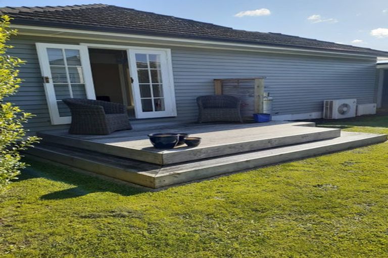 Photo of property in 10 Matuku Street, Heretaunga, Upper Hutt, 5018