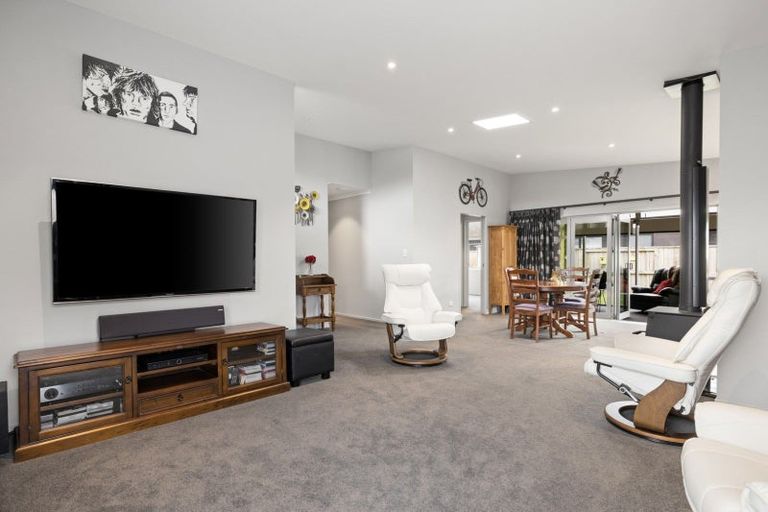Photo of property in 120 Puhirake Crescent, Pyes Pa, Tauranga, 3112