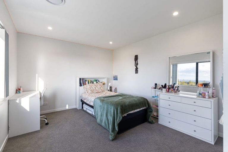 Photo of property in 3 Lealands Lane, Aokautere, Palmerston North, 4471