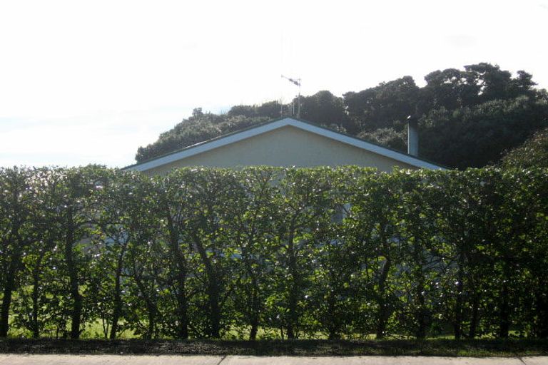 Photo of property in 22 Manuka Street, Otaki Beach, Otaki, 5512
