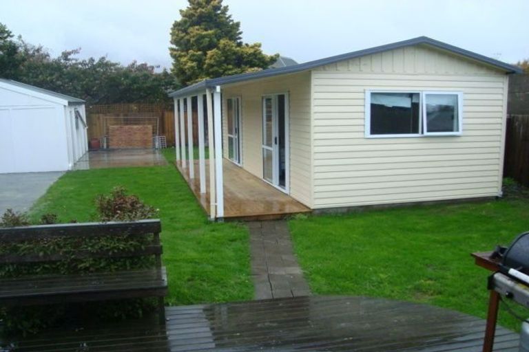 Photo of property in 8 Colman Avenue, Sockburn, Christchurch, 8042