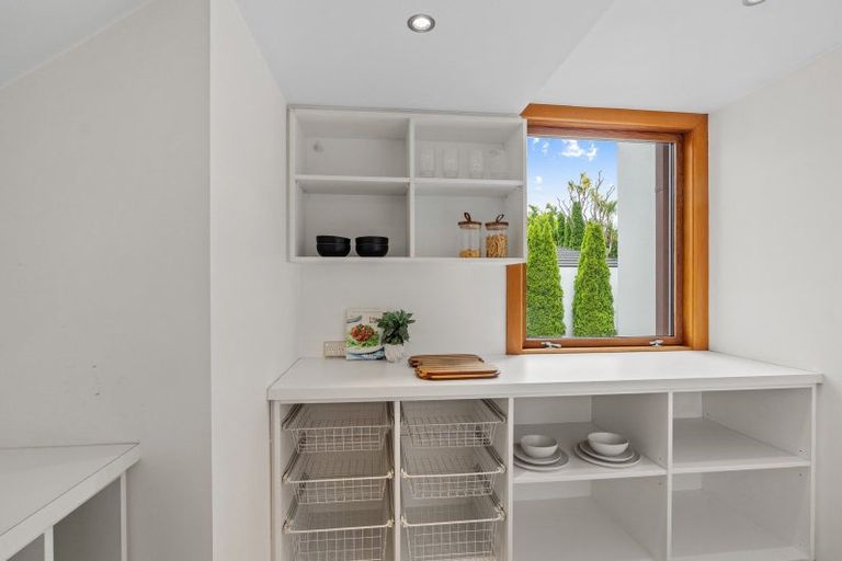 Photo of property in 17 Makora Street, Fendalton, Christchurch, 8041