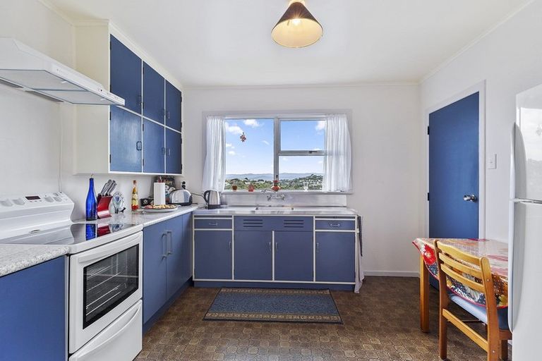 Photo of property in 31 Winston Street, Crofton Downs, Wellington, 6035