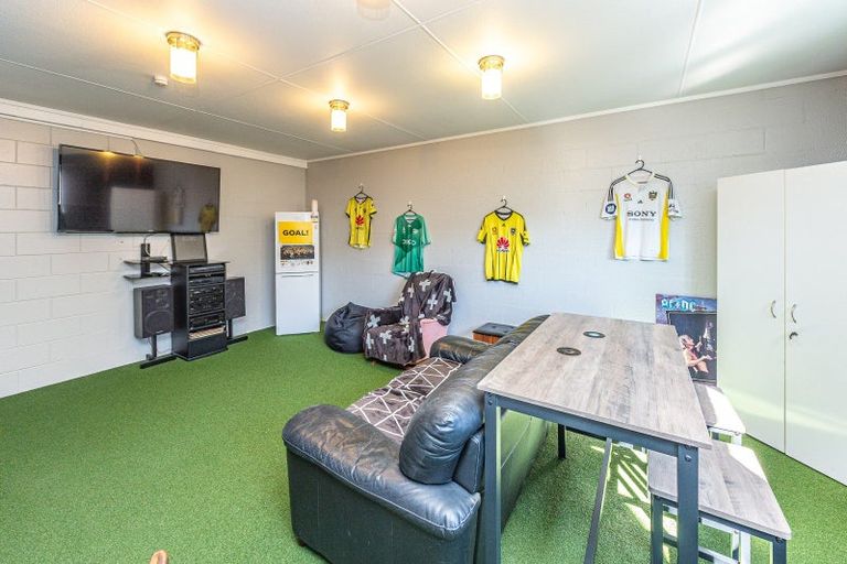 Photo of property in 23 Aiken Road, Saint Johns Hill, Whanganui, 4501