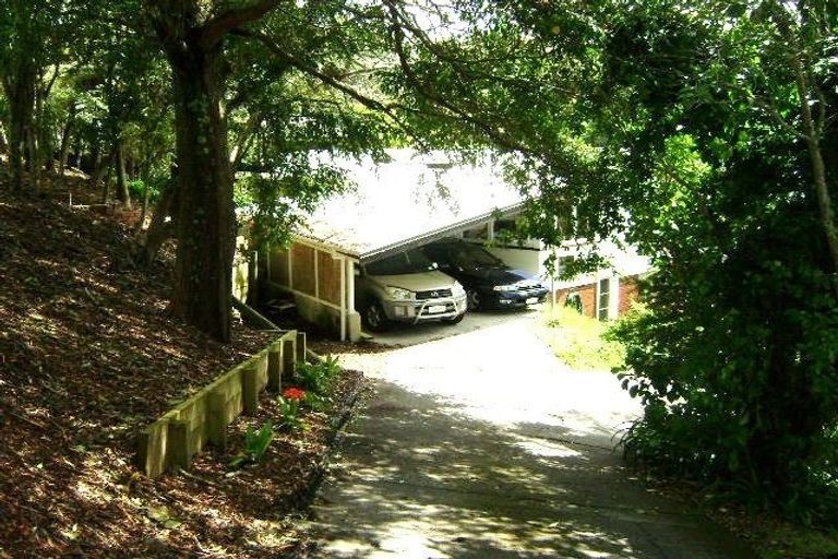 Photo of property in 62 Braemar Road, Castor Bay, Auckland, 0620