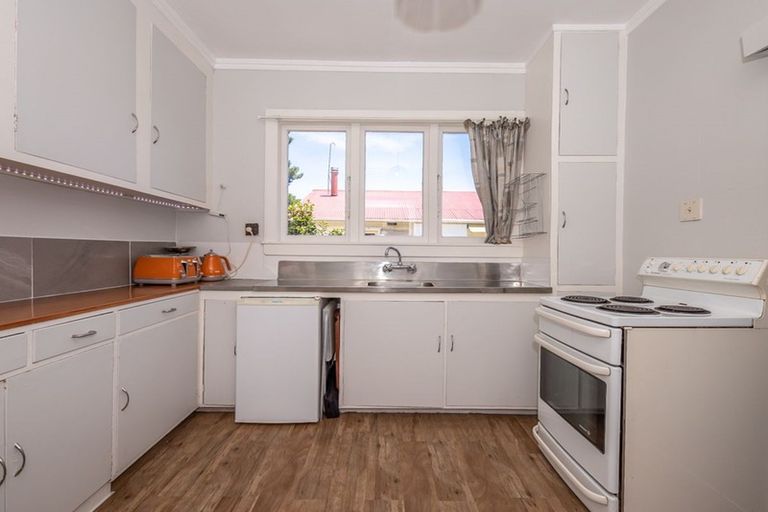 Photo of property in 14 Mcgill Street, Waimangaroa, Westport, 7891