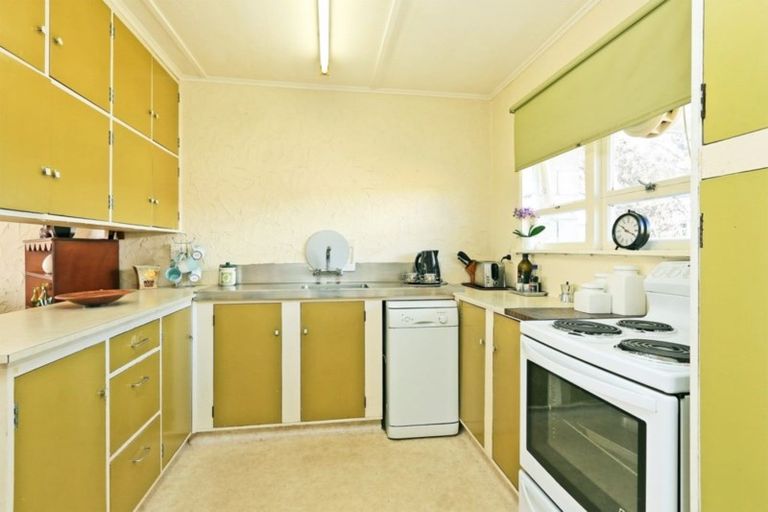 Photo of property in 6/813 Clive Street, Akina, Hastings, 4122