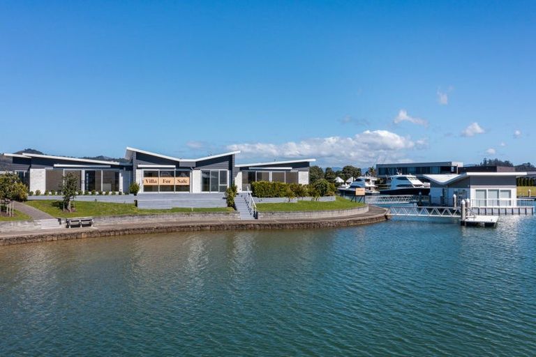 Photo of property in 16 Vanita Drive, Whitianga, 3510