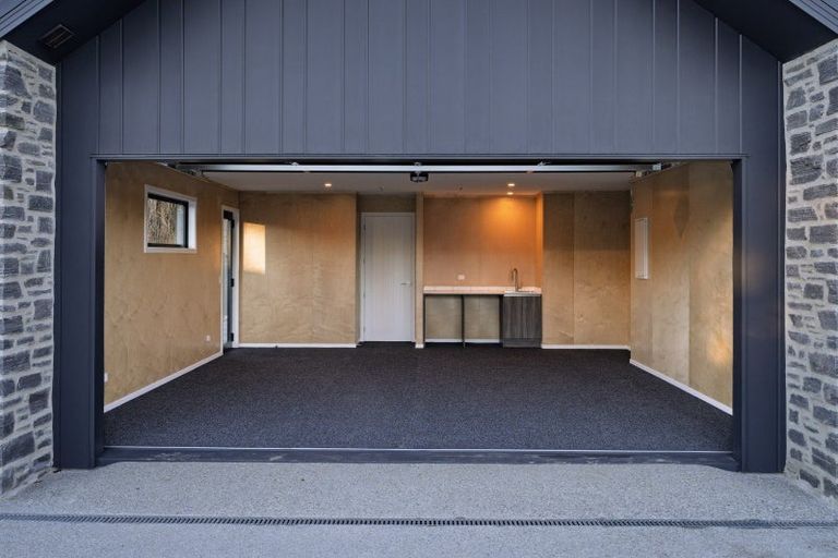 Photo of property in 7 Kamana Rise, Wanaka, 9382