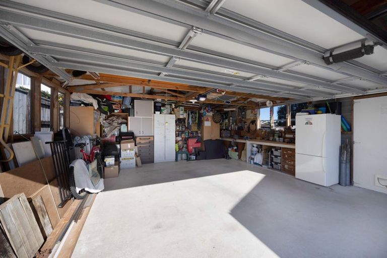 Photo of property in 34 Branch Road, Highlands Park, New Plymouth, 4312