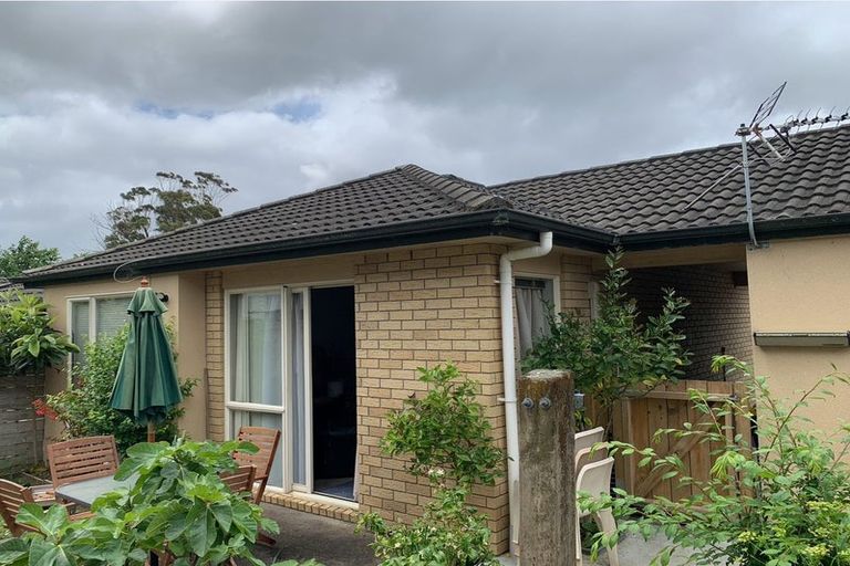 Photo of property in Carwyn Place, 28/352a Swanson Road, Ranui, Auckland, 0612