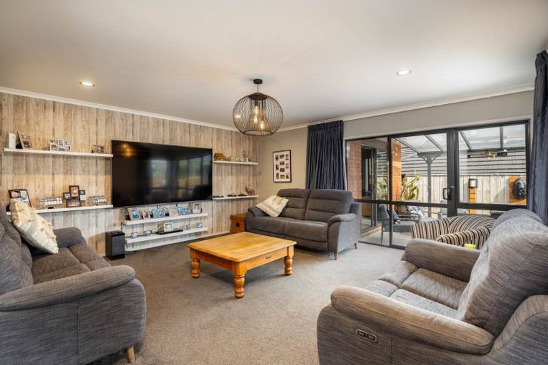 Photo of property in 24 Ainslee Street, Highlands Park, New Plymouth, 4312