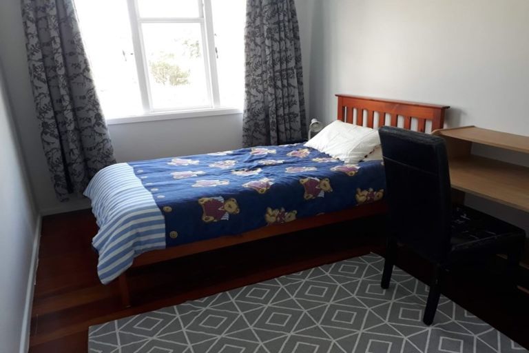 Photo of property in 1/37 Nile Road, Milford, Auckland, 0620