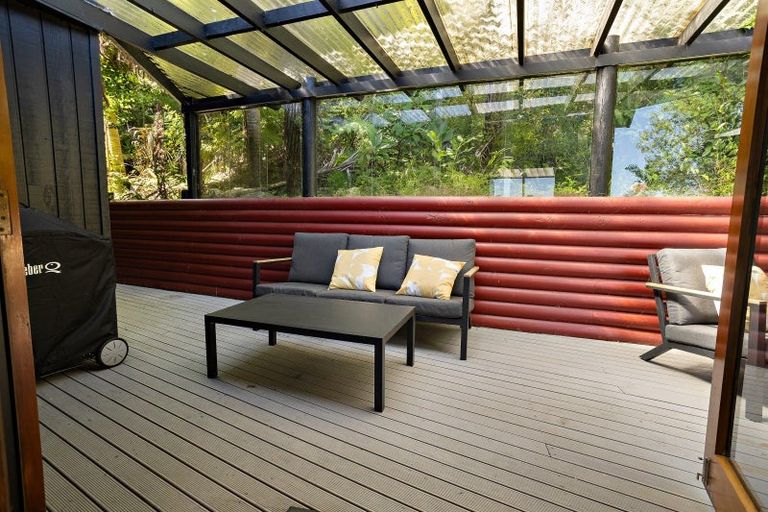 Photo of property in 21 Haddon Crescent, Whitianga, 3510