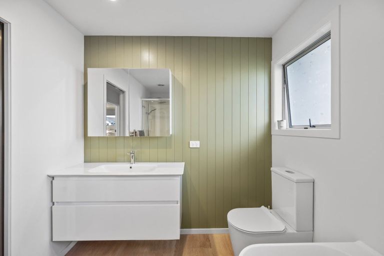 Photo of property in 18 Konini Crescent, Pirimai, Napier, 4112