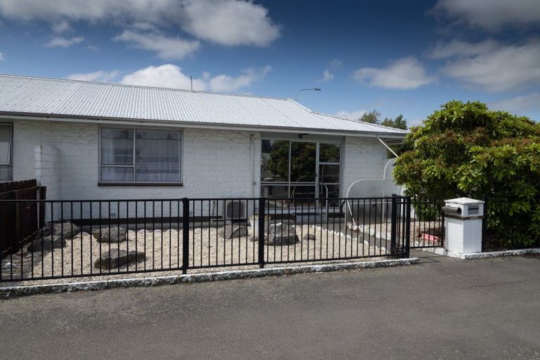Photo of property in 3/120 Cass Street, Ashburton, 7700