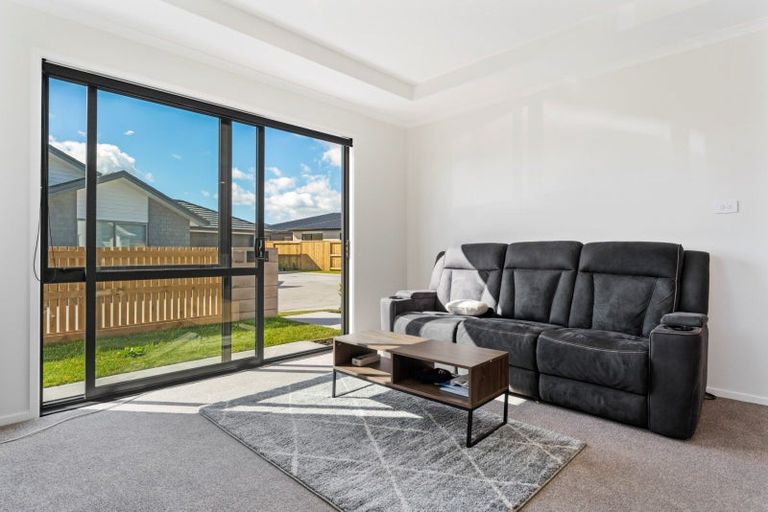 Photo of property in 8 Friesian Way, Papamoa, 3118