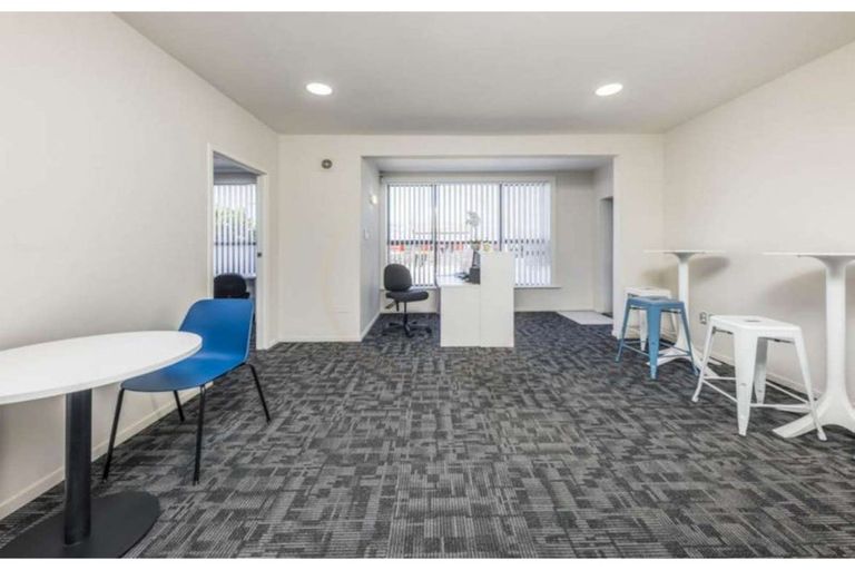 Photo of property in 6/220 Great South Road, Takanini, 2112