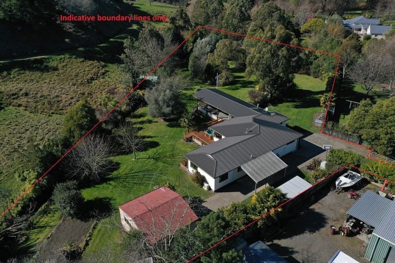 Photo of property in 688 Puketapu Road, Puketapu, Napier, 4183