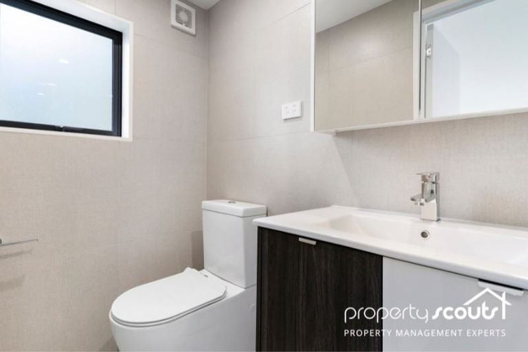 Photo of property in 14 Rangimarie Close, Opaheke, Papakura, 2113