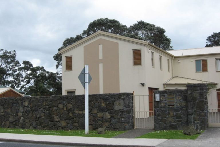 Photo of property in 34a Waiwera Road, Waiwera, Orewa, 0994