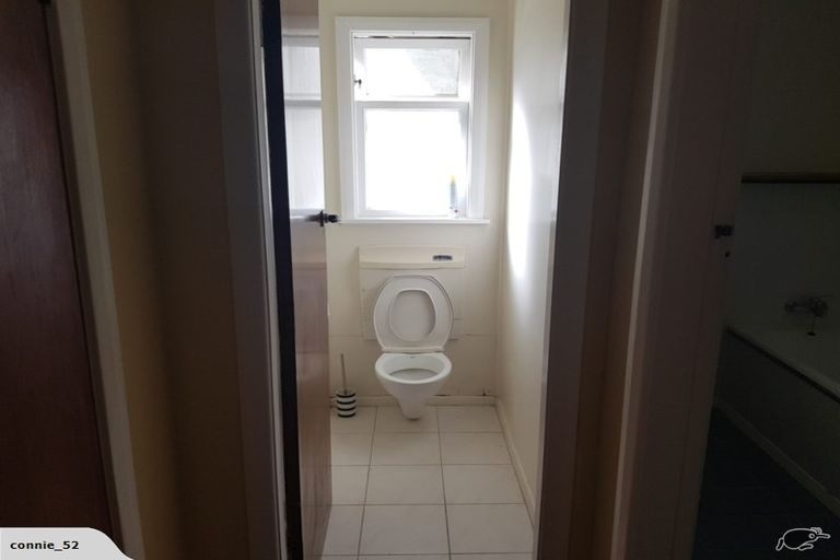 Photo of property in 20 Ashleigh Crescent, Miramar, Wellington, 6022