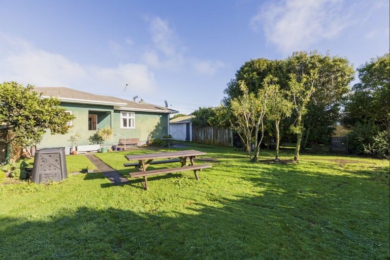 Photo of property in 74 Meeanee Quay, Westshore, Napier, 4110