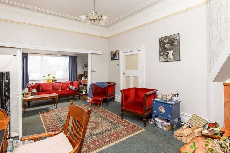 Photo of property in 30 Rhodes Street, Waimate, 7924