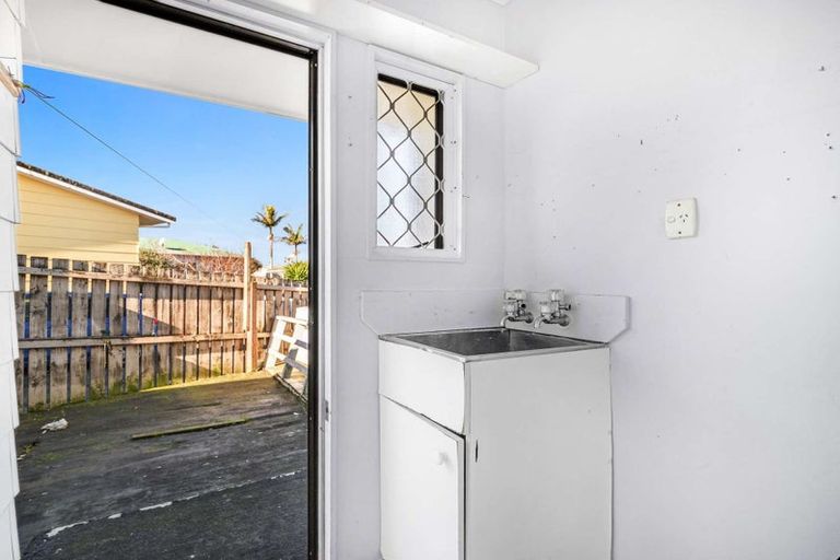 Photo of property in 3/114 Finlayson Avenue, Clendon Park, Auckland, 2103