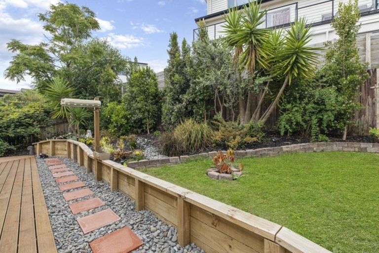 Photo of property in 5 Gerda Place, Ranui, Auckland, 0612