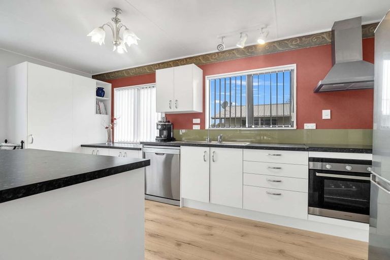 Photo of property in 36a Derby Street, Nawton, Hamilton, 3200