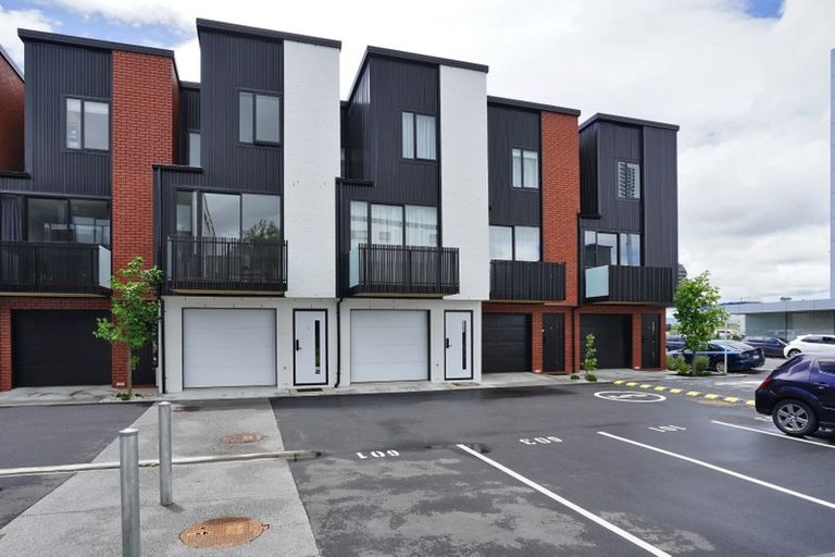 Photo of property in 6/182 London Street, Hamilton Central, Hamilton, 3204