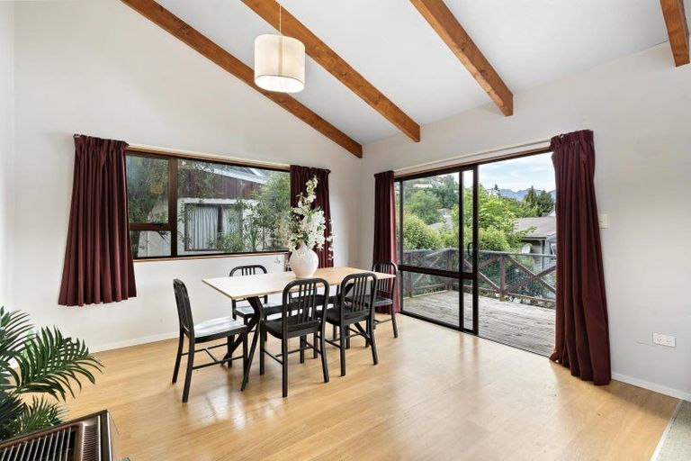 Photo of property in 16b Arawata Terrace, Fernhill, Queenstown, 9300