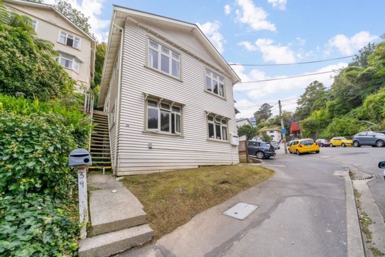 Photo of property in 39 Adams Terrace, Aro Valley, Wellington, 6021