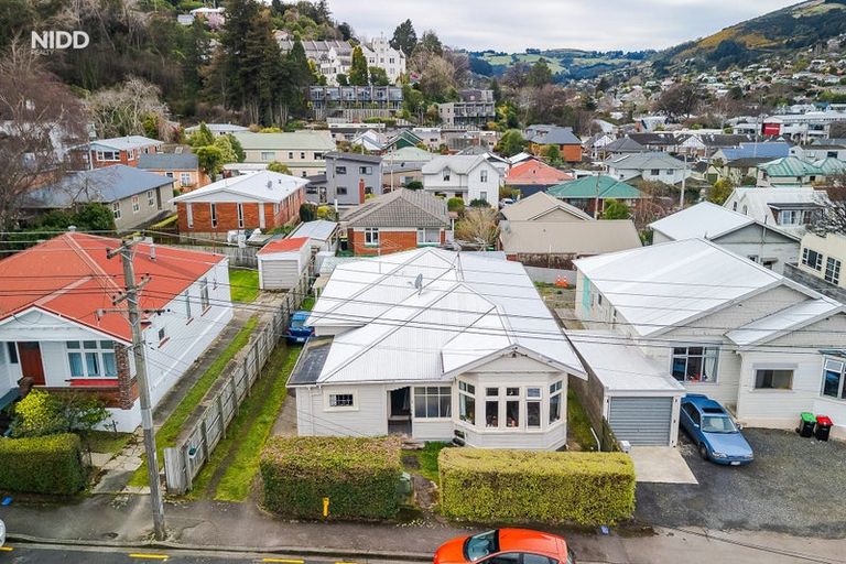 Photo of property in 18 Gladstone Road, North East Valley, Dunedin, 9010