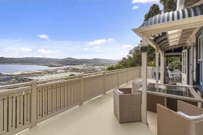 Photo of property in 12 Nikau Road, Point Howard, Lower Hutt, 5013