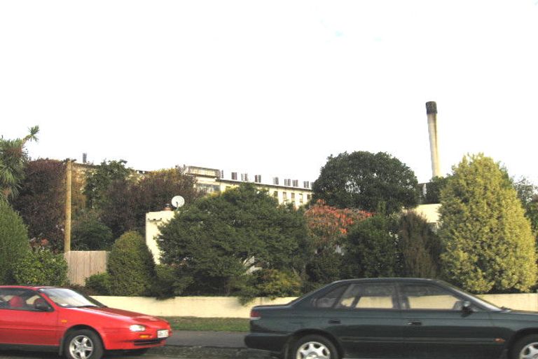 Photo of property in 15 Montana Avenue, Ilam, Christchurch, 8041