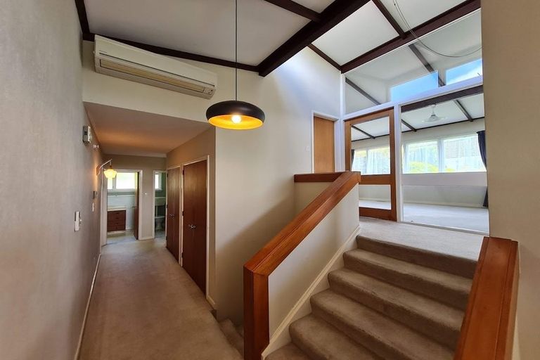 Photo of property in 23 Highfield Place, Avonhead, Christchurch, 8042