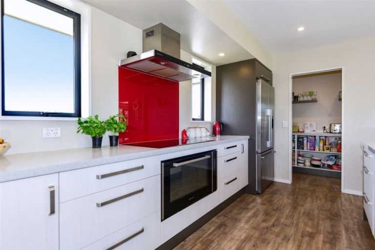 Photo of property in 2 Jacks Drive, West Melton, 7618