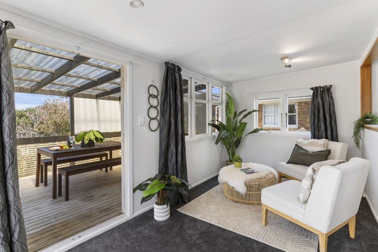 Photo of property in 185 Hibiscus Coast Highway, Red Beach, 0932