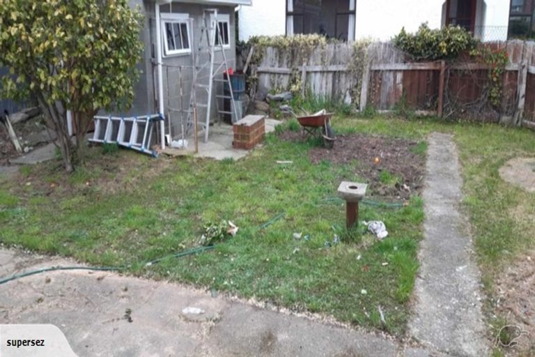 Photo of property in 211 Oxford Street, South Dunedin, Dunedin, 9012