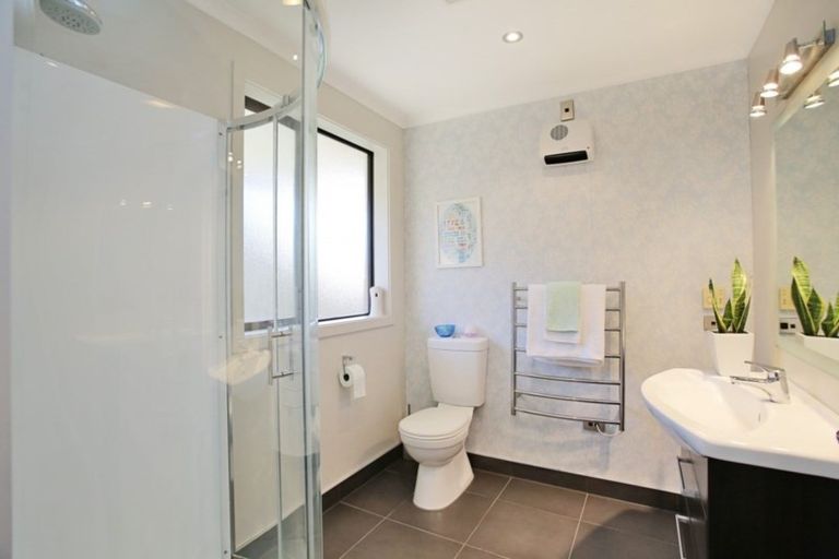 Photo of property in 38 Kirkbride Street, Wallacetown, 9816