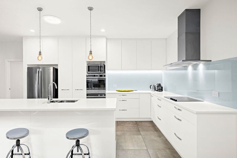 Photo of property in 15 Gemscott Crescent, Huapai, Kumeu, 0810