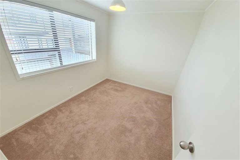 Photo of property in 3/1 Wattle Street, New Lynn, Auckland, 0600